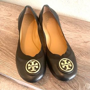 Tory Burch Women's Caroline 2 Leather Slip-On Ballet Flats Size 9.5 M EUC